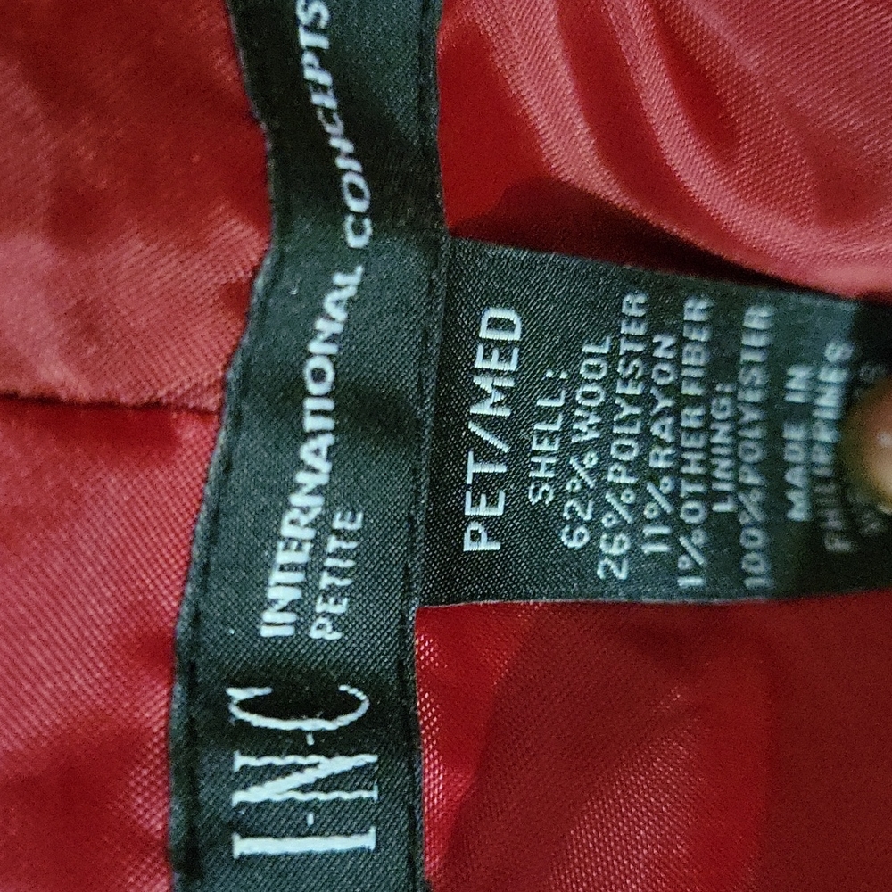 Red peacoat - Picture 5 of 5